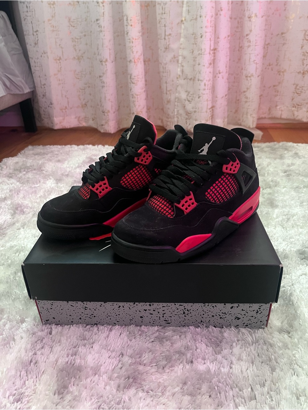 Jordan 4 Red thunder size 7.5 W